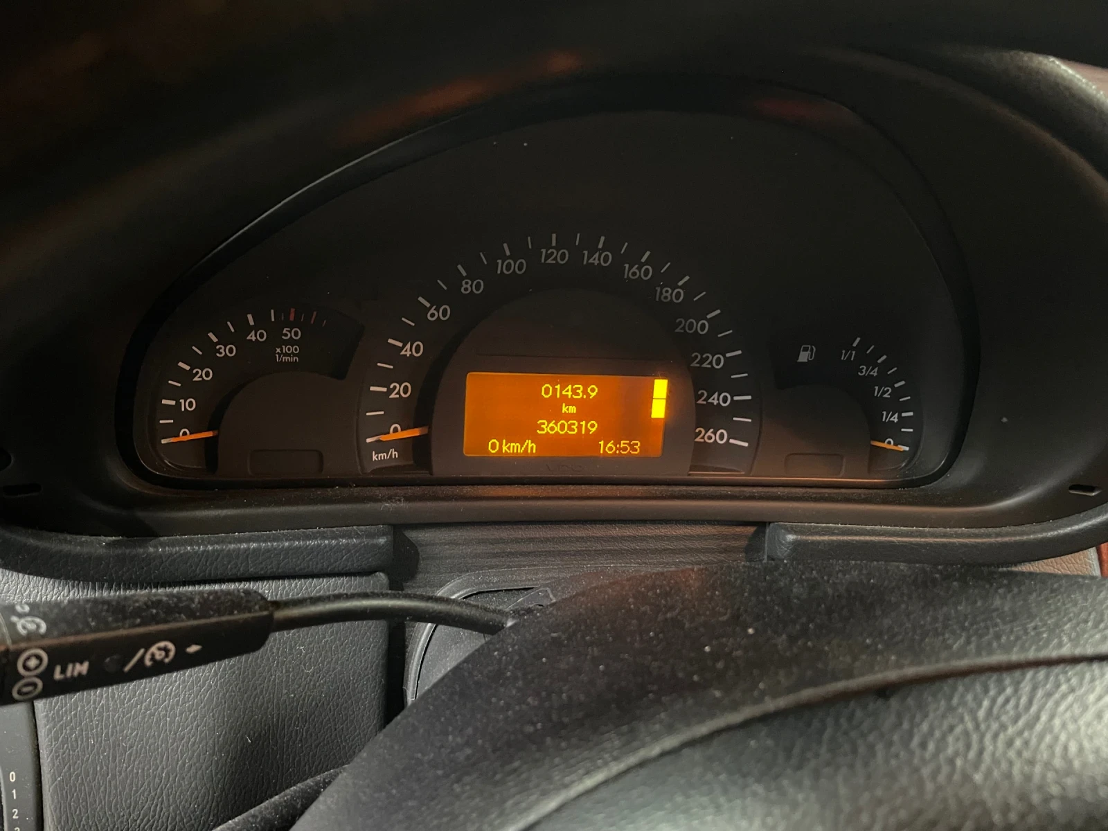 Mercedes-Benz C 200 2000 - изображение 7