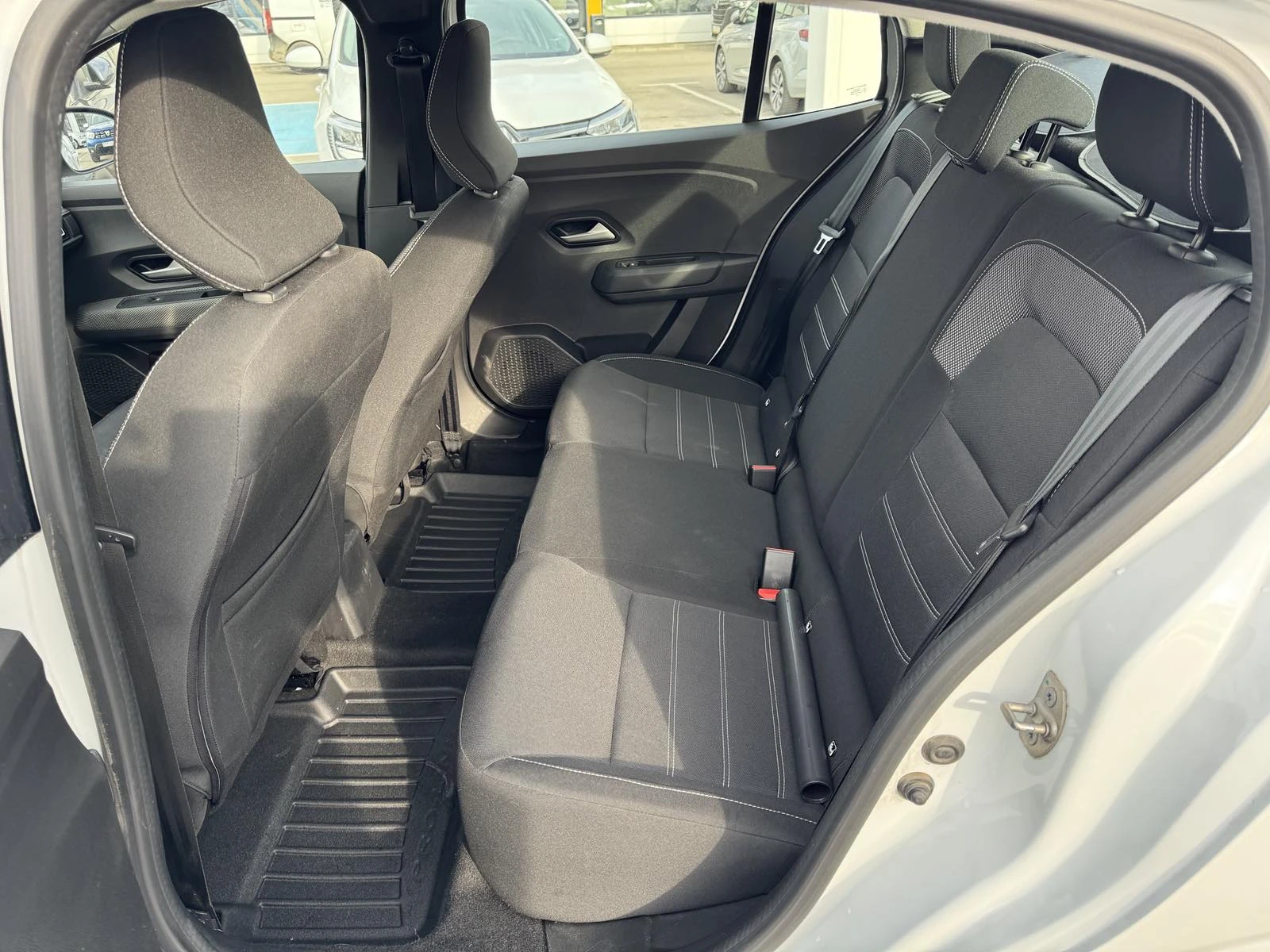 Dacia Logan 1.0 Tce 91k.c. LPG | Mobile.bg � ����������� 12