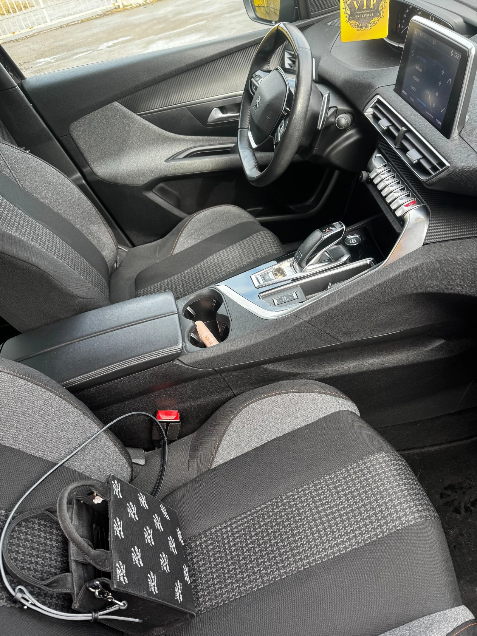 Peugeot 3008 1.5HDI - изображение 10