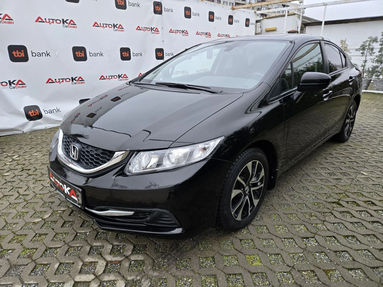 Honda Civic 1.8i-141кс= АВТОМАТ= FACE= 2XCAMERA= KEYLESS - изображение 6