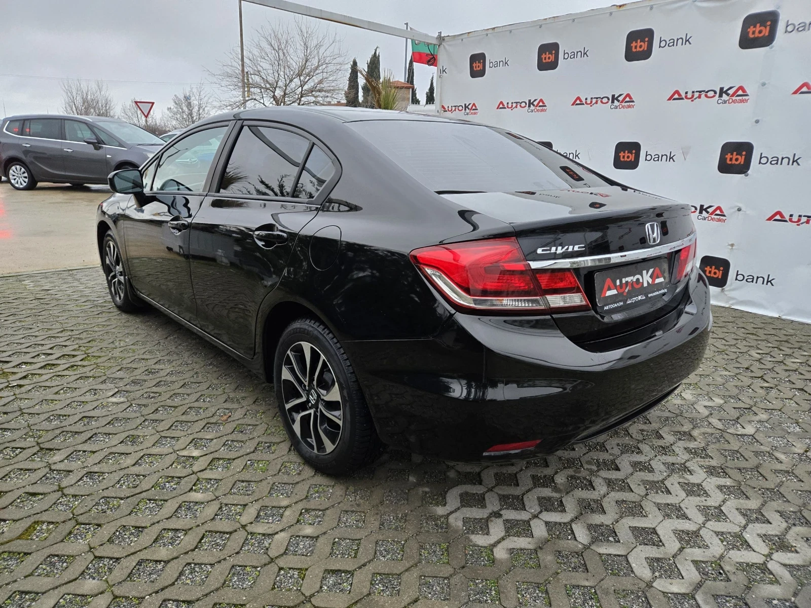 Honda Civic 1.8i-141кс= АВТОМАТ= FACE= 2XCAMERA= KEYLESS - изображение 5