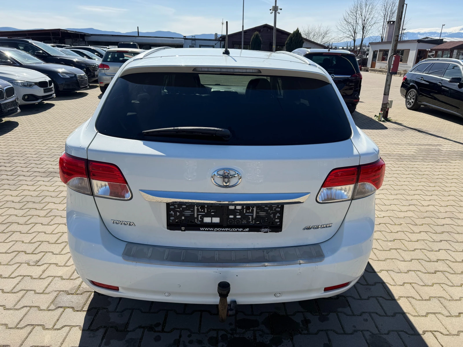 Toyota Avensis 2.0D-4D PANRAMA/NAVI/KAMERA EURO 5 - изображение 7
