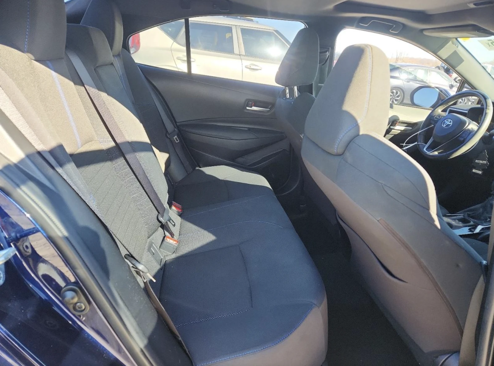 Toyota Corolla SE, снимка 10 - Автомобили и джипове - 53825881