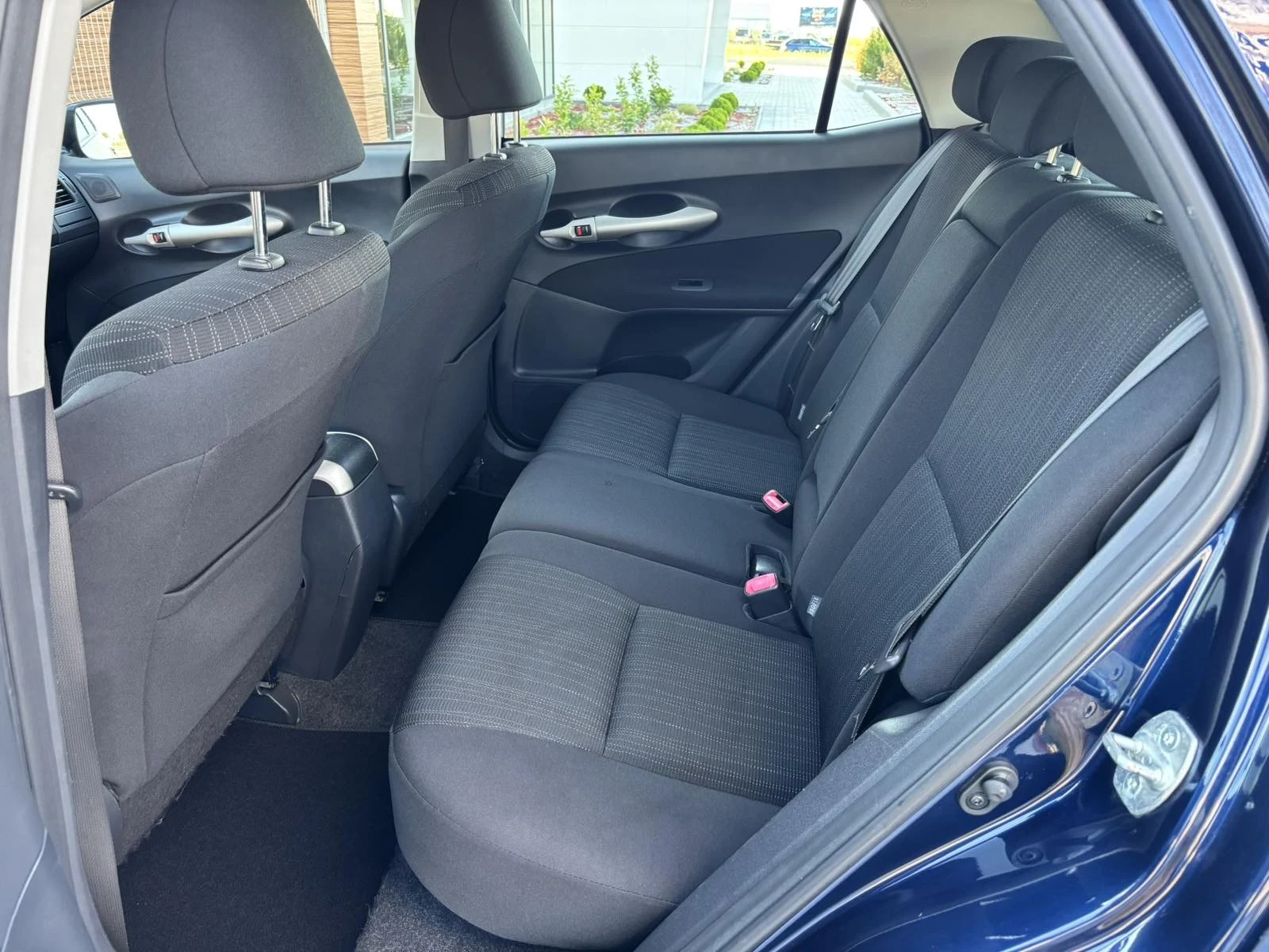 Toyota Auris 2.0D4d/126kс/KEYLES GO/ГЕРМАНИЯ/КЛИМАТРОНИК/КСЕНОН, снимка 9 - Автомобили и джипове - 54645660