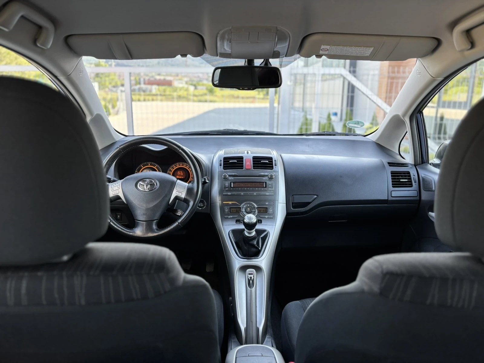 Toyota Auris 2.0D4d/126kс/KEYLES GO/ГЕРМАНИЯ/КЛИМАТРОНИК/КСЕНОН, снимка 8 - Автомобили и джипове - 54645660
