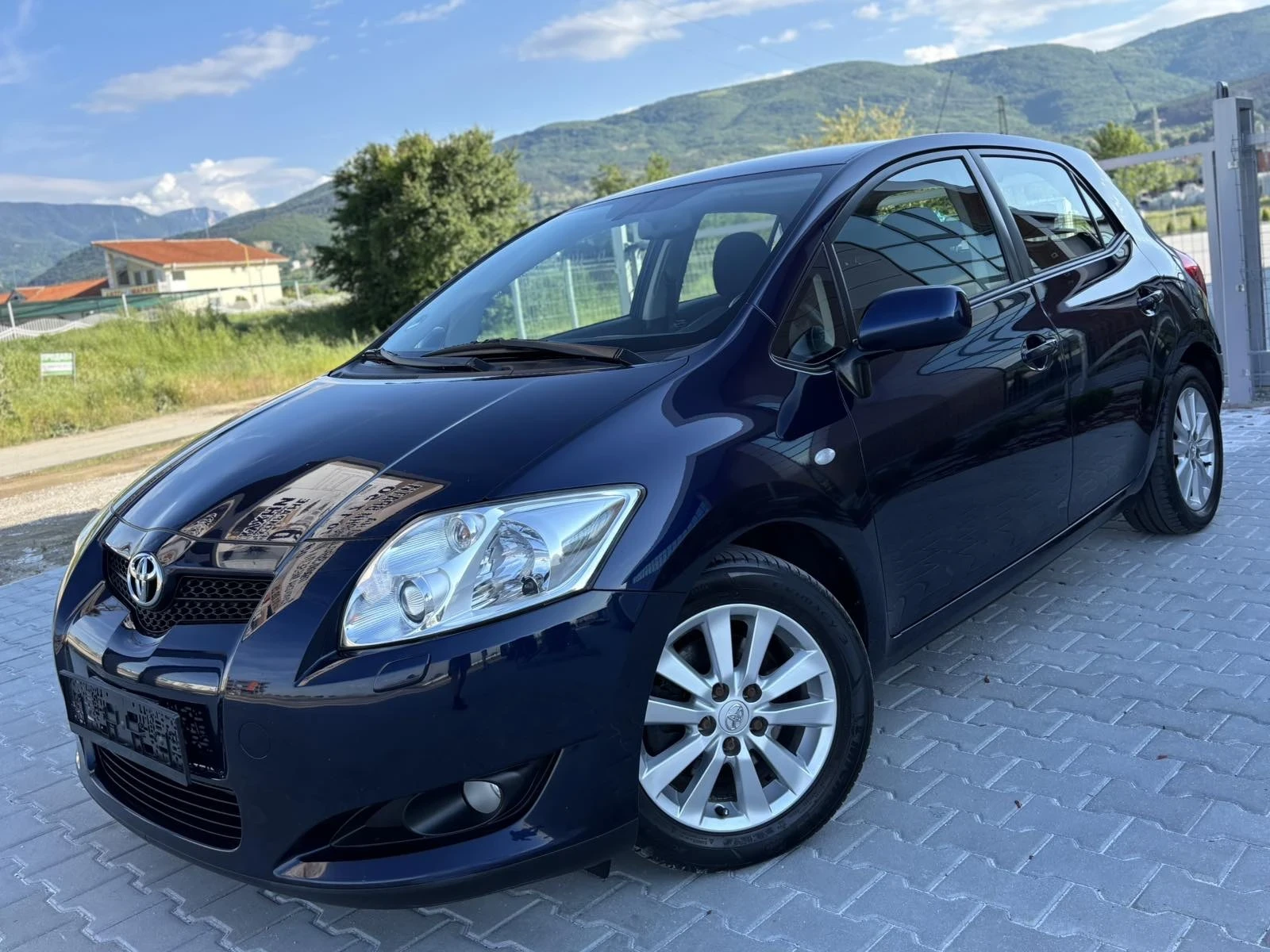 Toyota Auris 2.0D4d/126kс/KEYLES GO/ГЕРМАНИЯ/КЛИМАТРОНИК/КСЕНОН