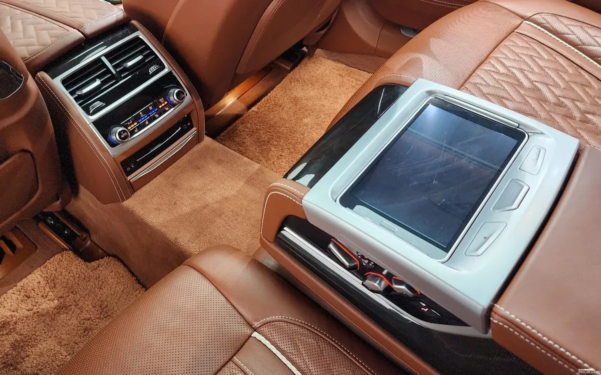 BMW 760 М760Li XDRIVE V12 EXCELLENCE| TV| B&W| FULL, снимка 12 - Автомобили и джипове - 55062830