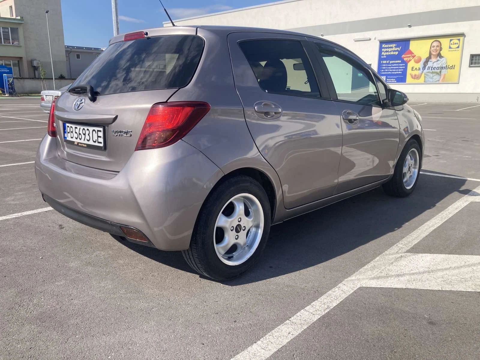 Toyota Yaris Газов Инжекцион, снимка 4 - Автомобили и джипове - 55151548