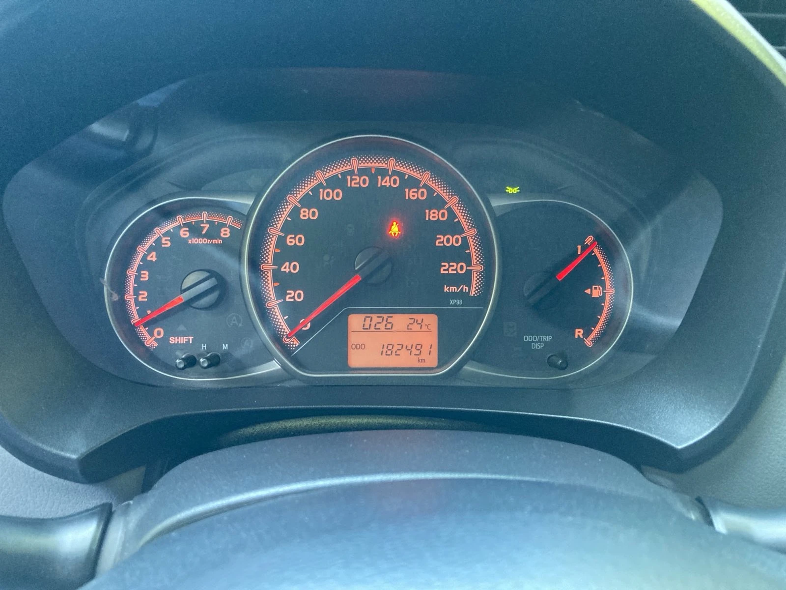Toyota Yaris Фейслифт Газов Инжекцион, снимка 17 - Автомобили и джипове - 55246430