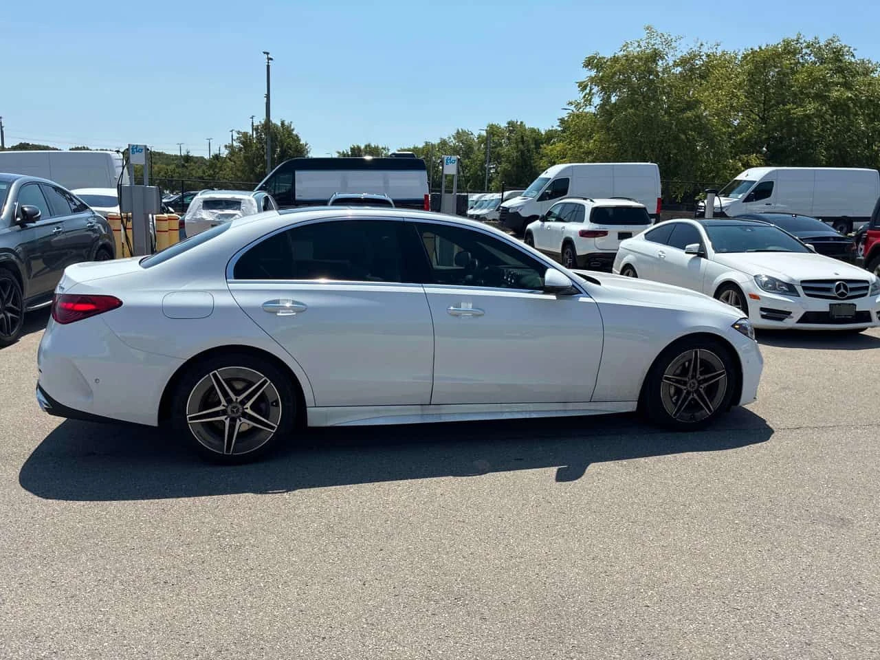 Mercedes-Benz C 300 * CARFAX * , снимка 3 - Автомобили и джипове - 55592349