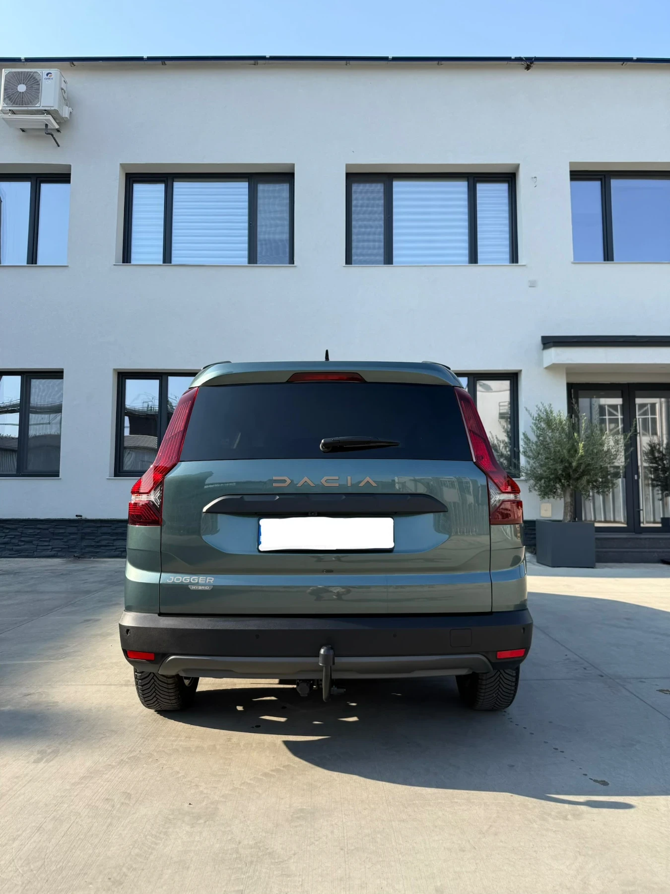 Dacia Jogger EXTREME 1.6 HYBRID ГАРАНЦИОННА, снимка 6 - Автомобили и джипове - 56065189