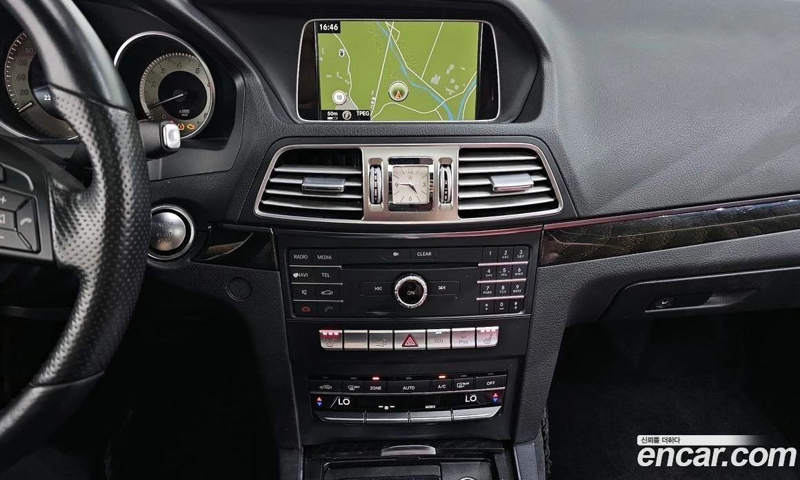 Mercedes-Benz E 200 E200 Coupe, снимка 14 - Автомобили и джипове - 56122860