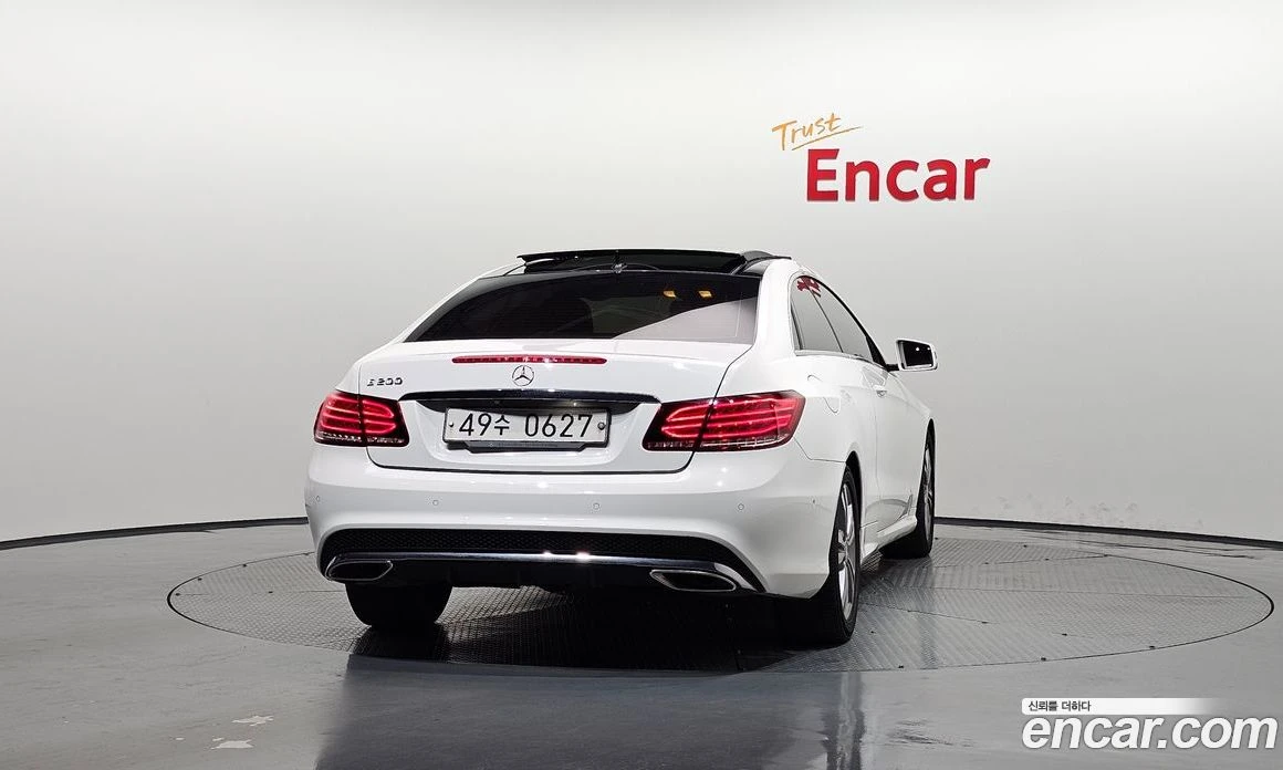 Mercedes-Benz E 200 E200 Coupe, снимка 4 - Автомобили и джипове - 56122860