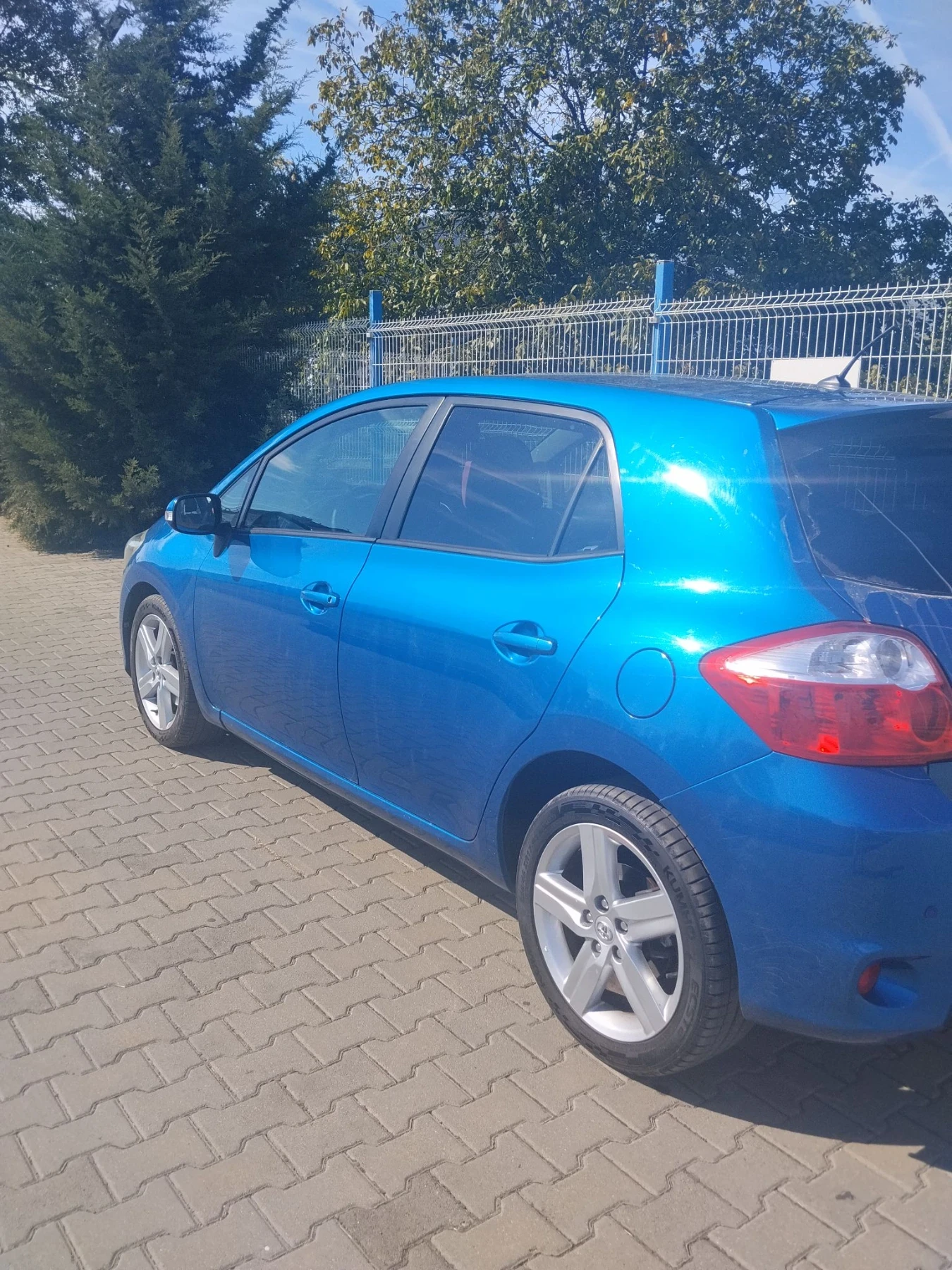 Toyota Auris 2.0/126�.� ���������  | Mobile.bg � ����������� 2