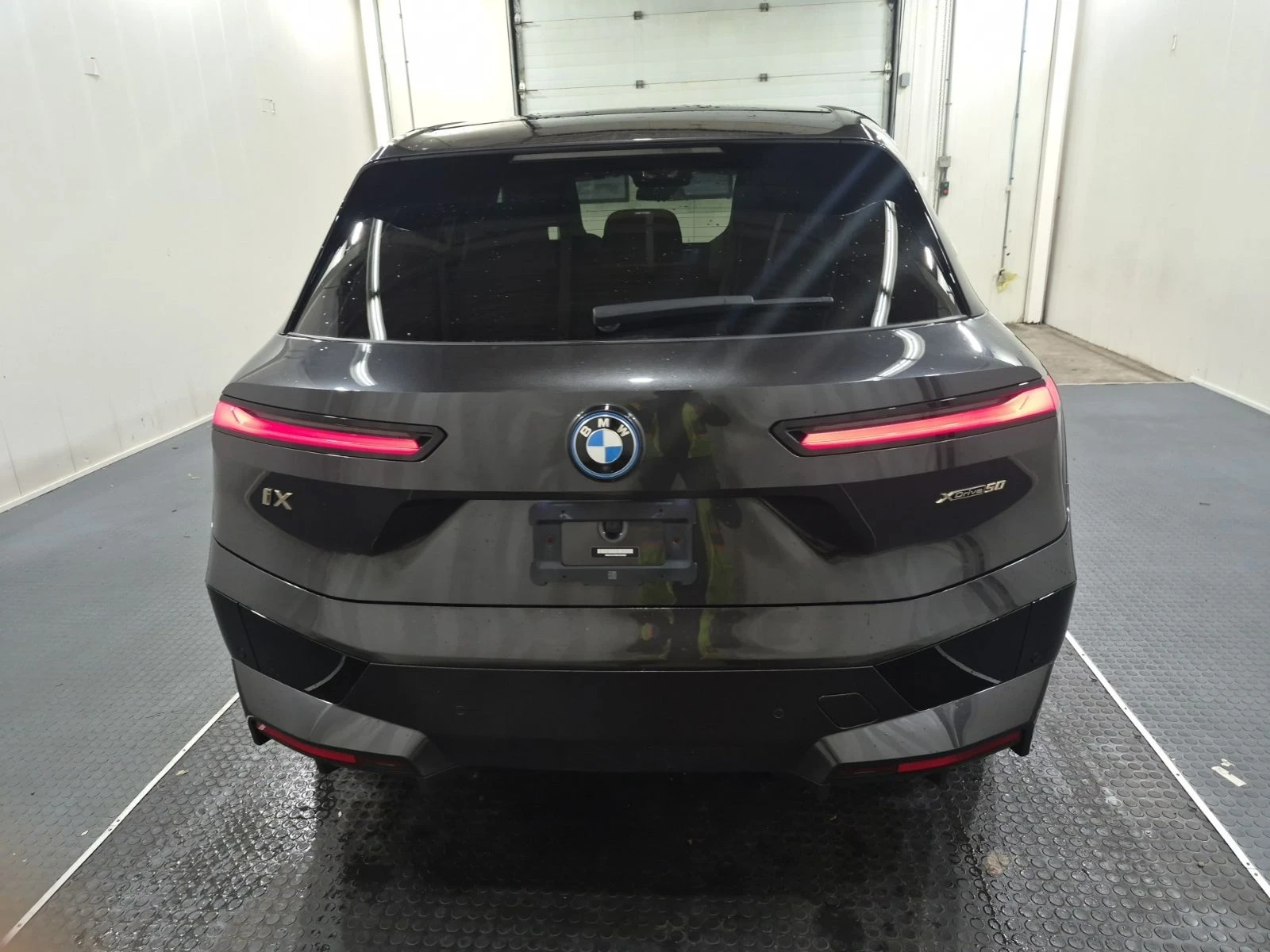 BMW iX 50* Distr* 360* Harman/Kardon* ������* ������* HUD | Mobile.bg � ����������� 5