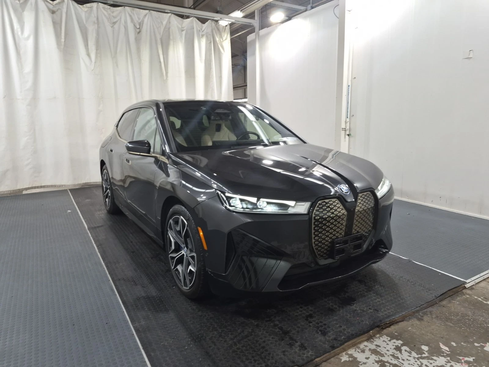 BMW iX 50* Distr* 360* Harman/Kardon* ������* ������* HUD | Mobile.bg � ����������� 3
