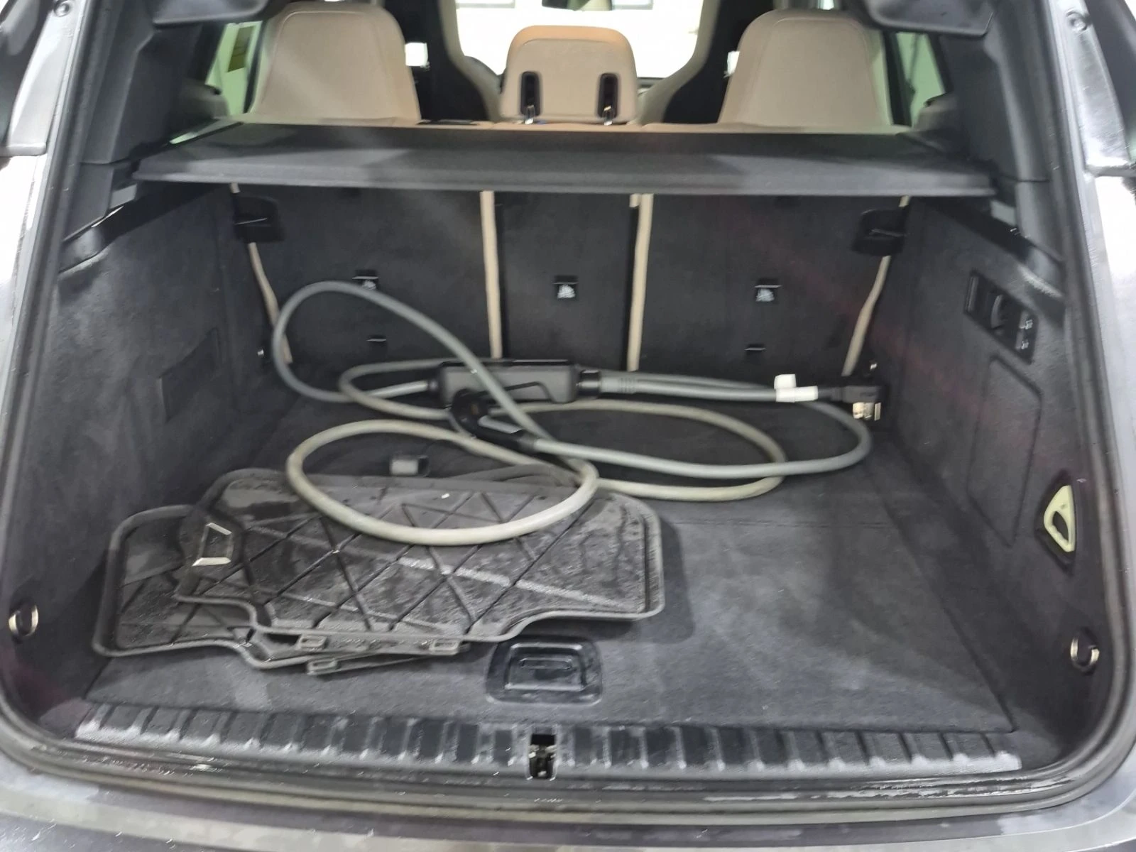 BMW iX 50* Distr* 360* Harman/Kardon* ������* ������* HUD | Mobile.bg � ����������� 17