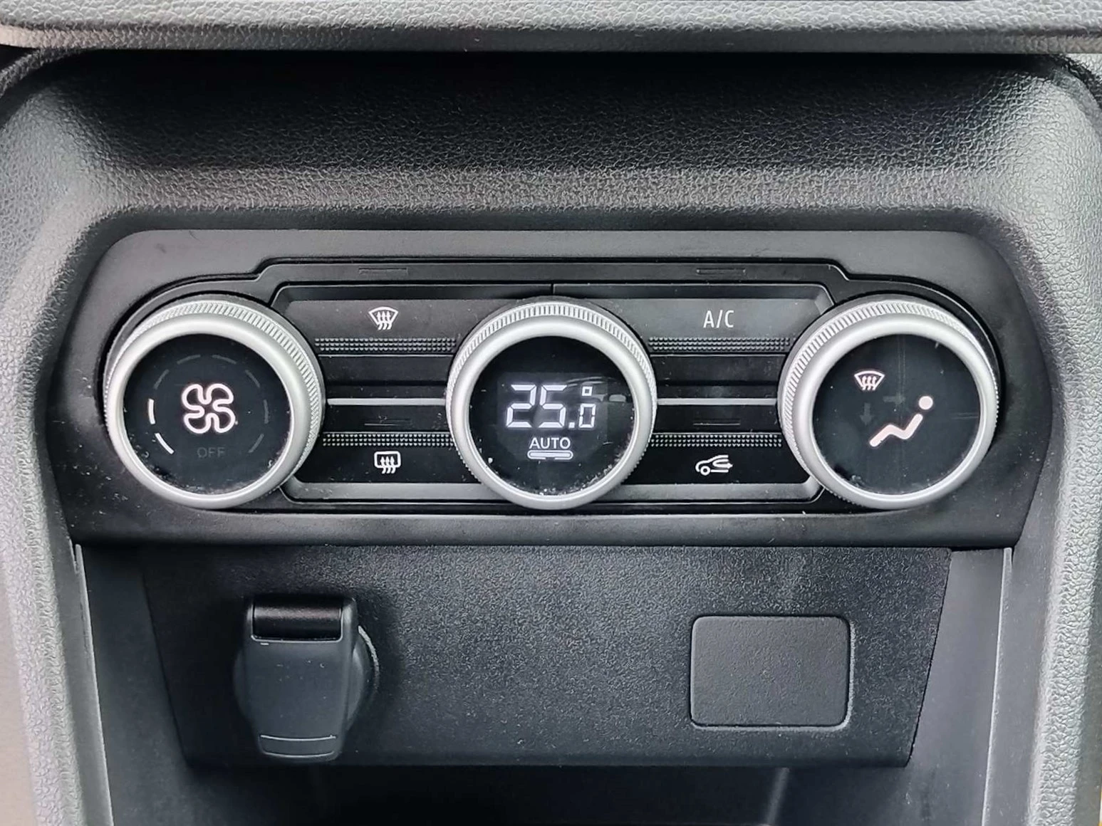 Dacia Sandero STEPWAY/1.0ECO-G/100�.�./Expression | Mobile.bg � ����������� 14