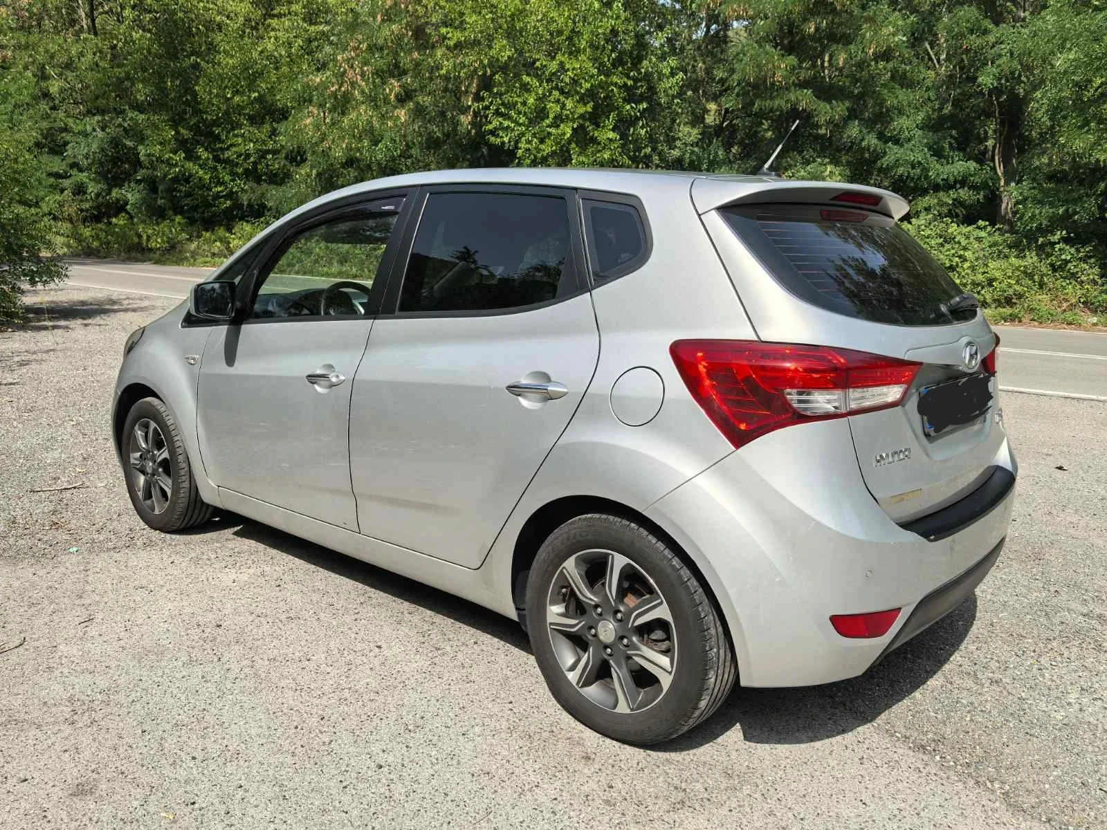 Hyundai Ix20 1.6 CRDI, снимка 3 - Автомобили и джипове - 56514780