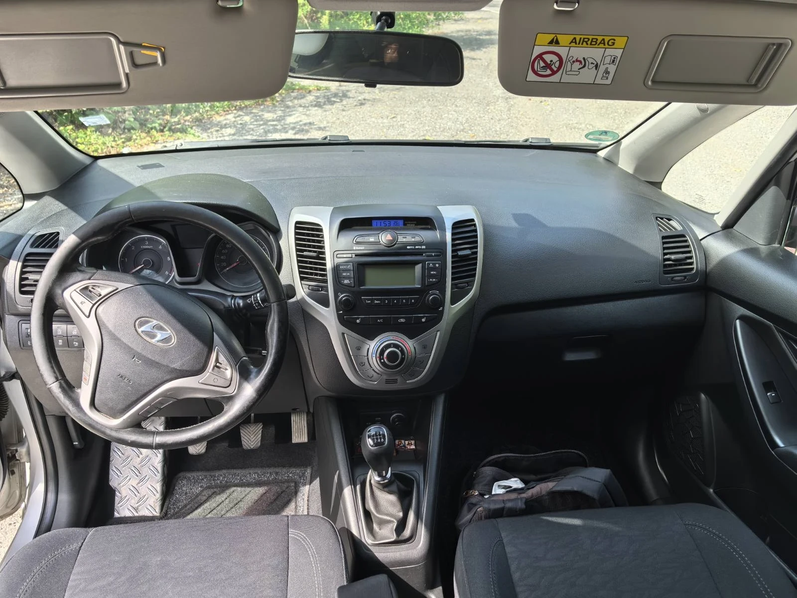Hyundai Ix20 1.6 CRDI, снимка 9 - Автомобили и джипове - 56514780
