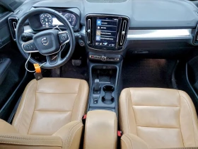 Volvo XC40 T5 Momentum, снимка 8