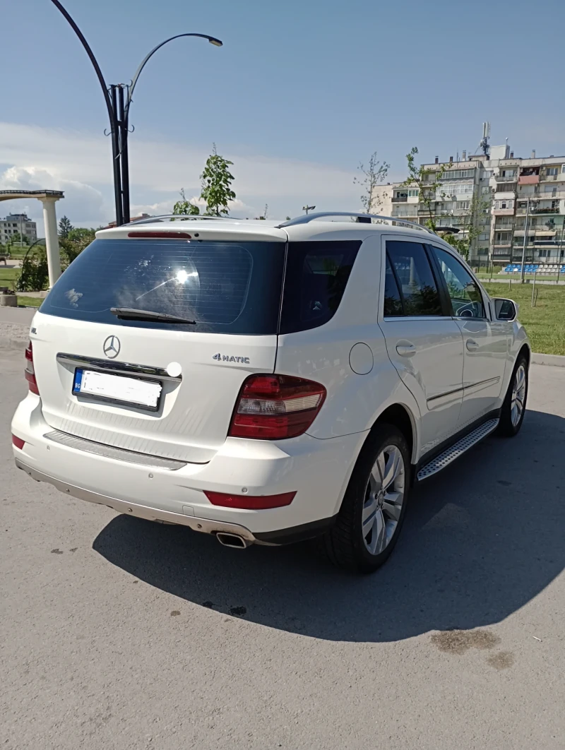 Mercedes-Benz ML 320, снимка 4 - Автомобили и джипове - 49502970