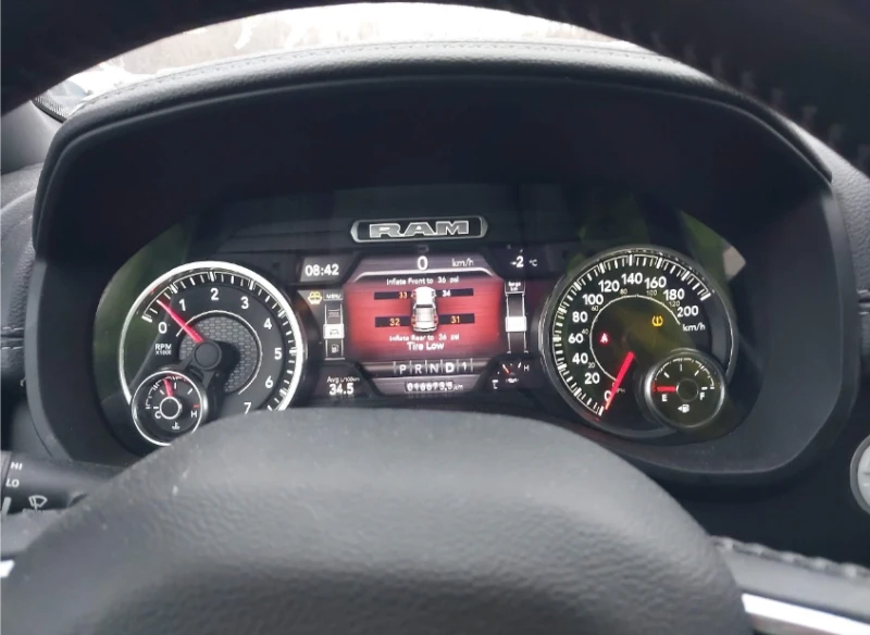 Dodge RAM 1500 LARAMIE , снимка 8 - Автомобили и джипове - 53356496