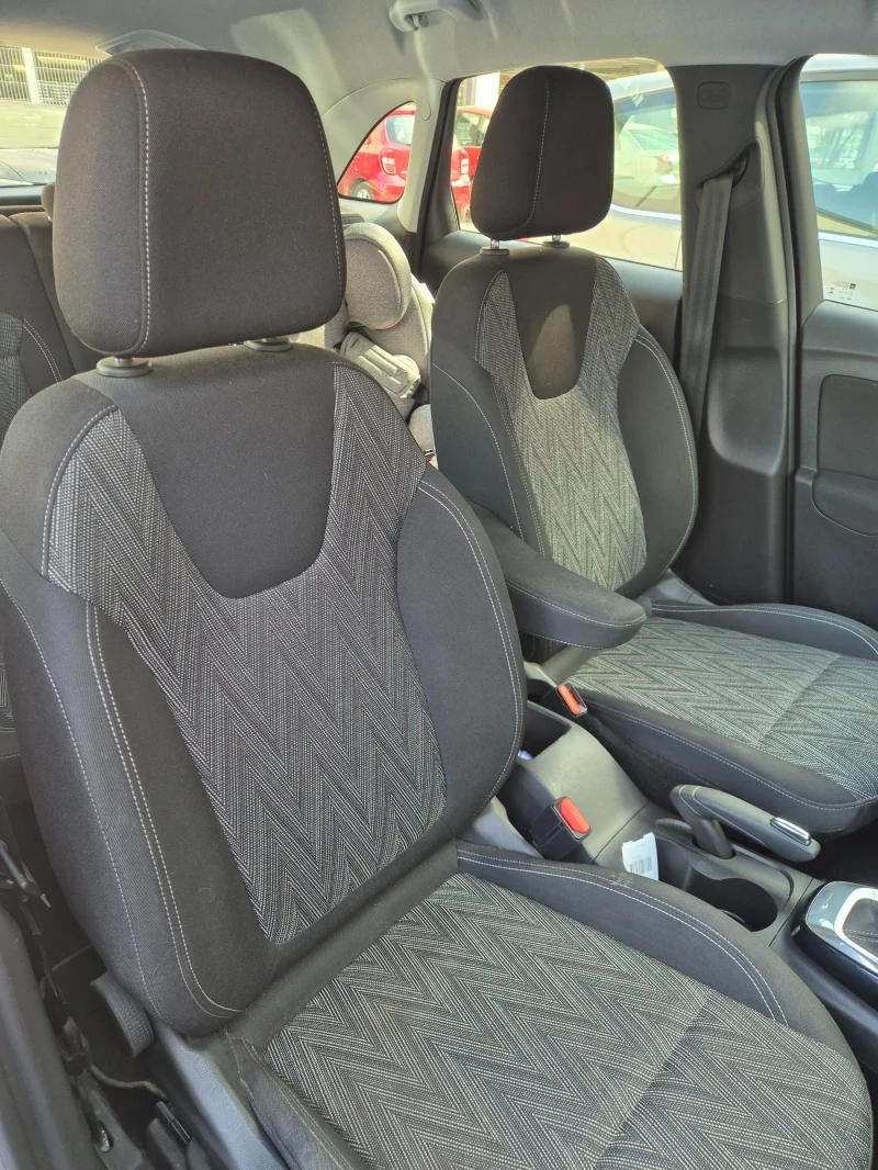 Opel Crossland X, снимка 14 - Автомобили и джипове - 53509129