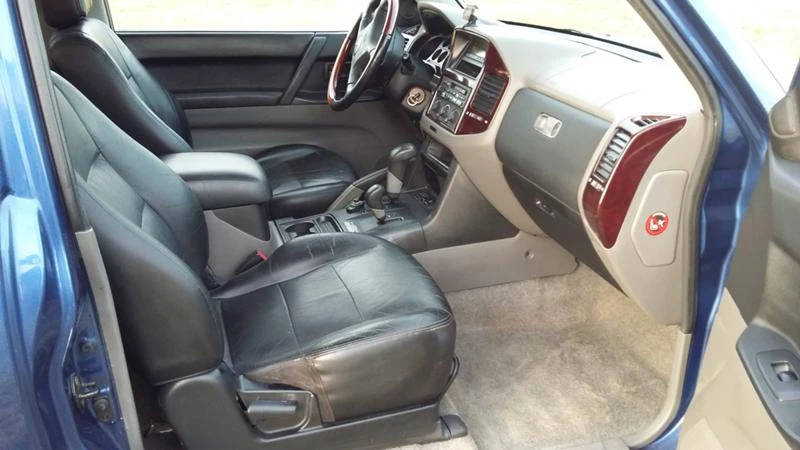 Mitsubishi Pajero 3.2 ИЗКУПУВАМ, снимка 3 - Автомобили и джипове - 34240144