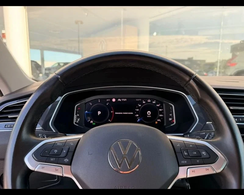 VW Tiguan 2.0TDI* DSG* LIFE* DIGITAL* LED* 93, 000KM, снимка 8 - Автомобили и джипове - 56111685