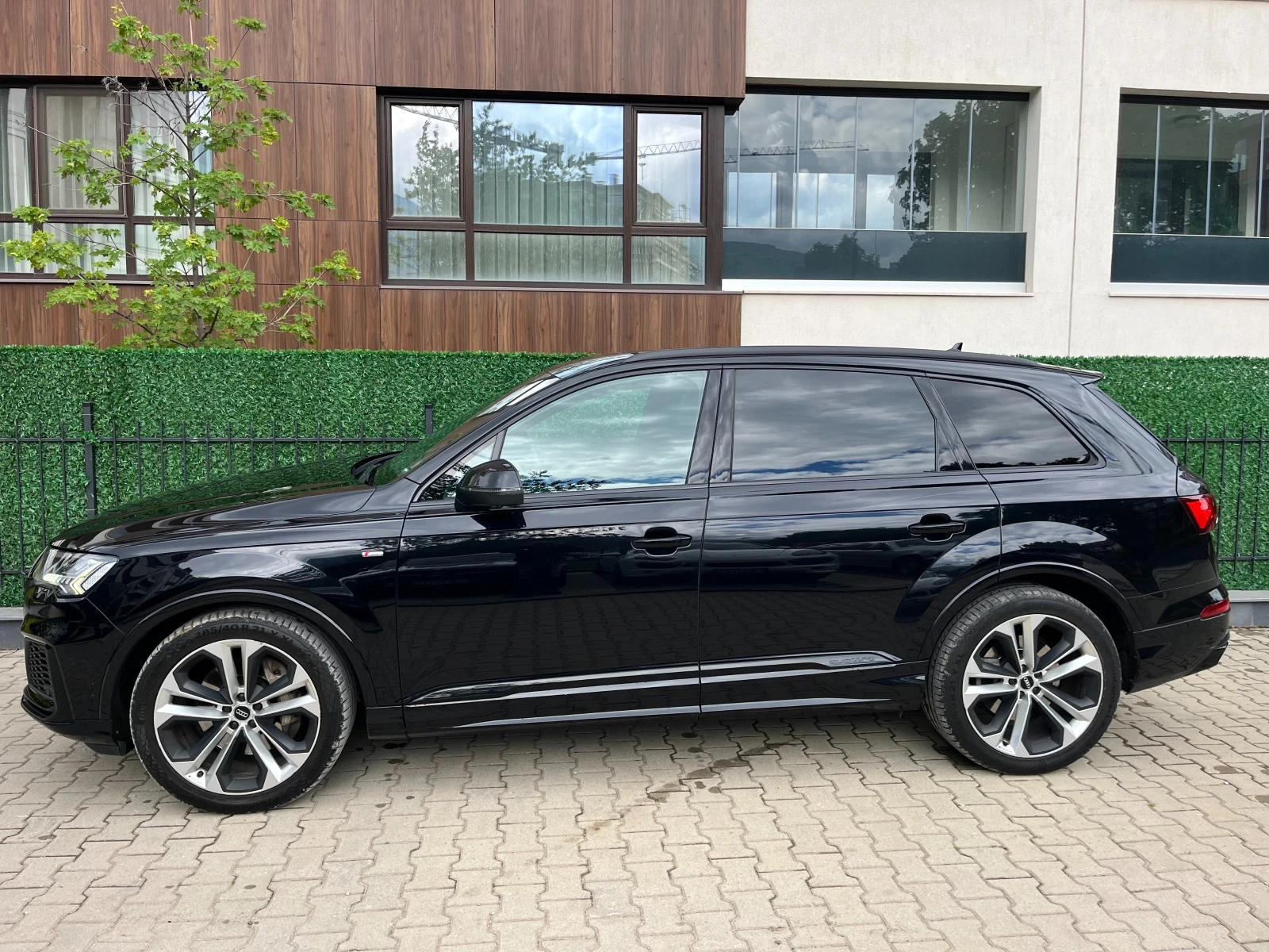 Audi Q7 50TDI / 6+ 1 места / ГОТОВ ЛИЗИНГ - изображение 3