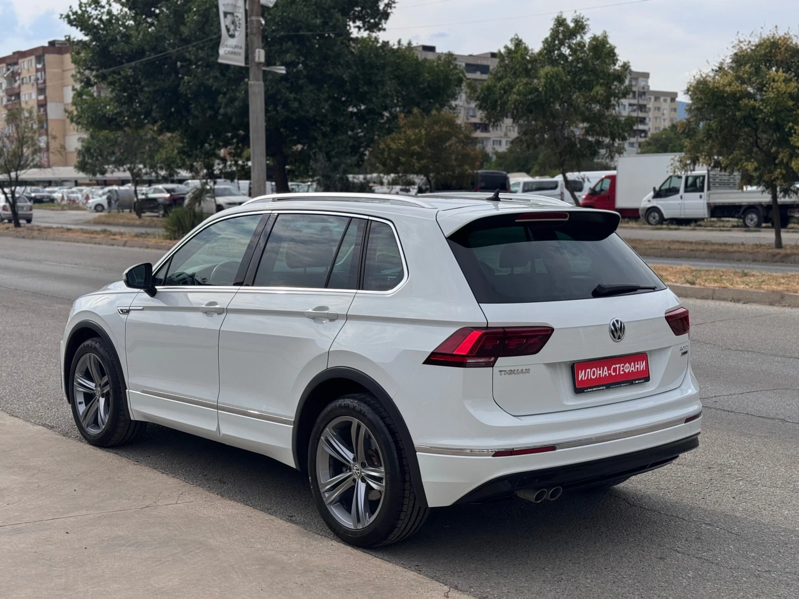 VW Tiguan 2.0TDI R-Line 150кс 4MOTION DSG * ПЕРФЕКТЕН*  - изображение 3