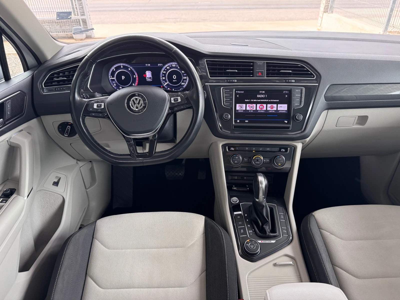 VW Tiguan 2.0TDI R-Line 150кс 4MOTION DSG * ПЕРФЕКТЕН*  - изображение 6
