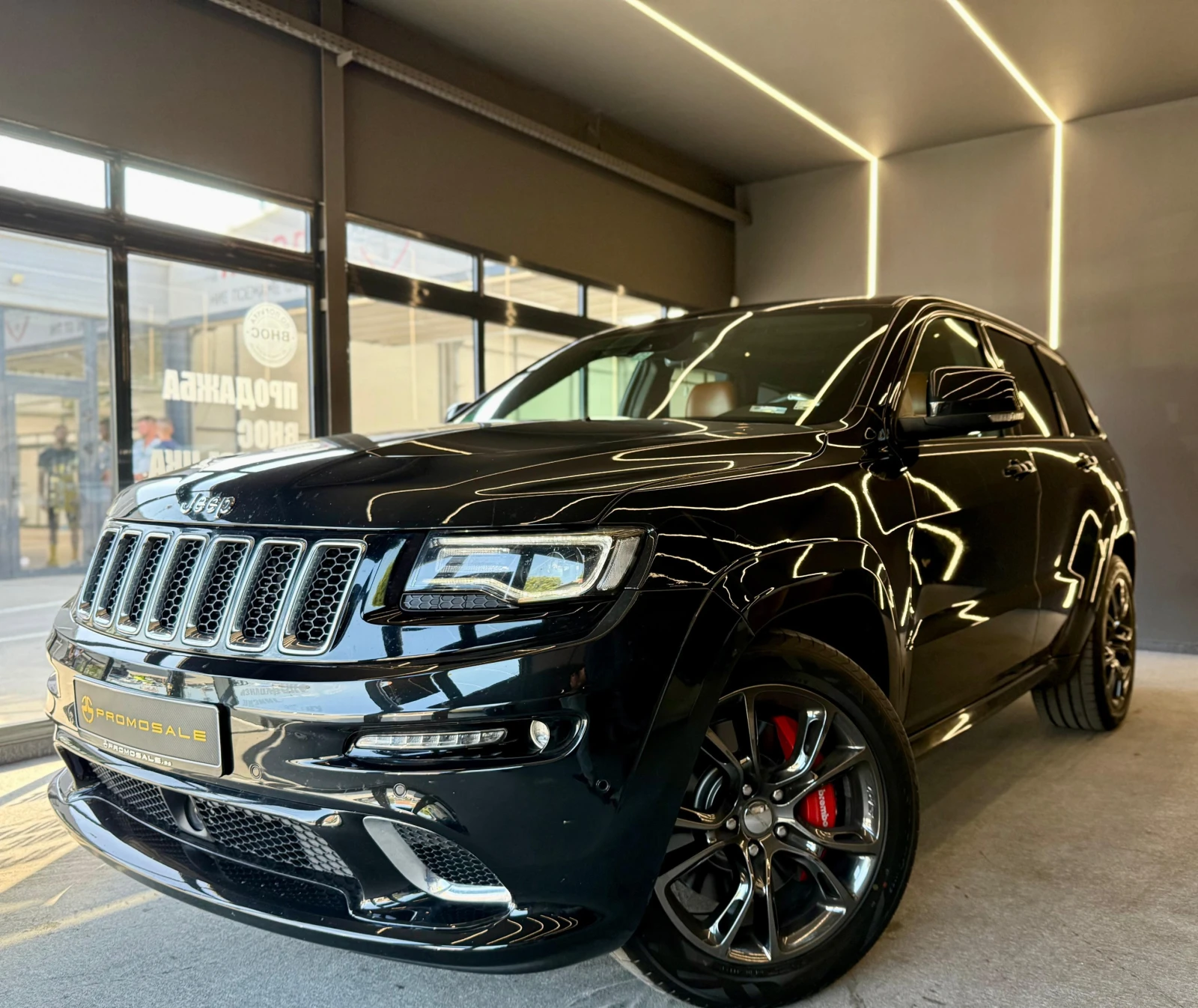 Jeep Grand cherokee SRT* Panorama* Harman/Kardon* Лизинг - изображение 3