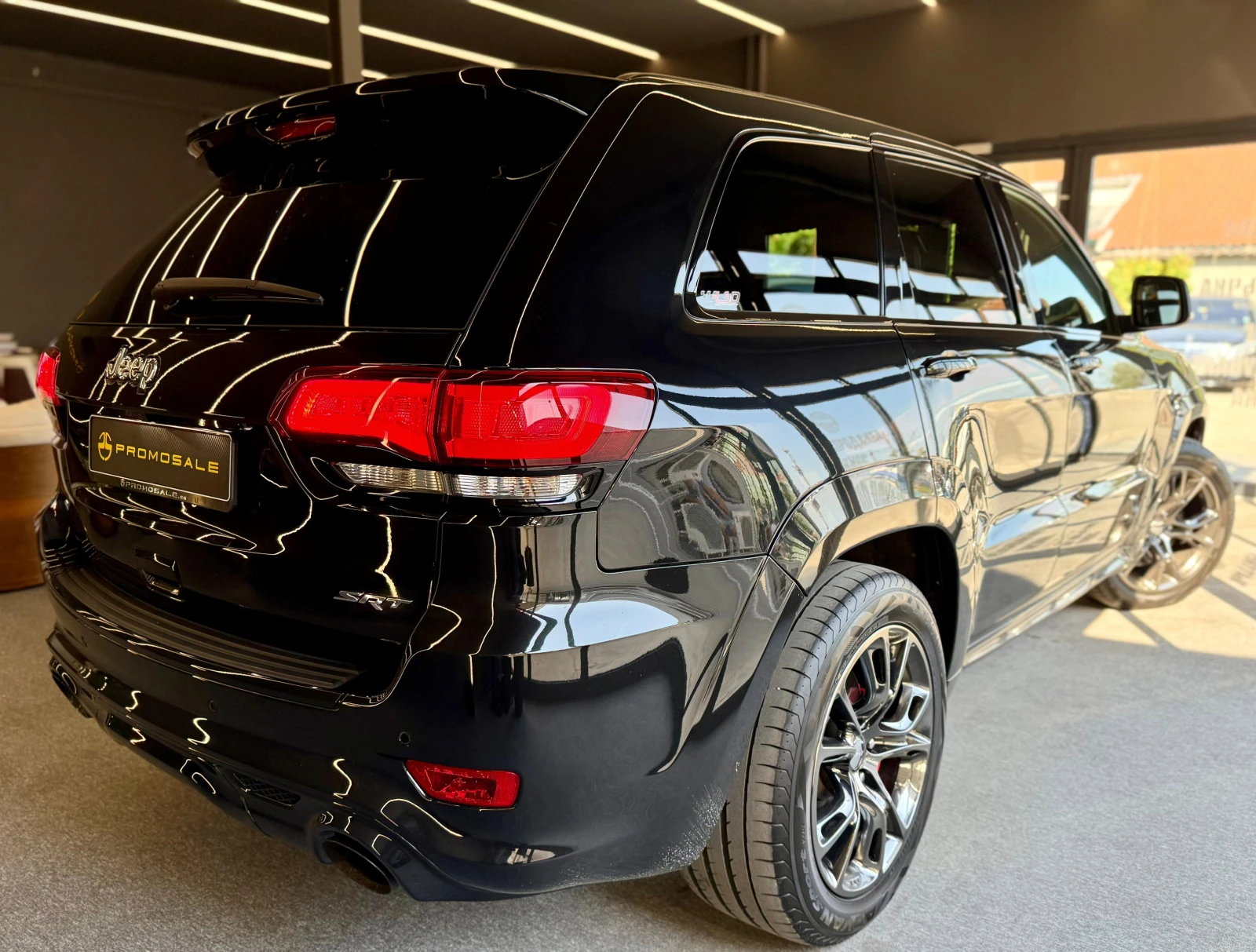 Jeep Grand cherokee SRT* Panorama* Harman/Kardon* Лизинг - изображение 6