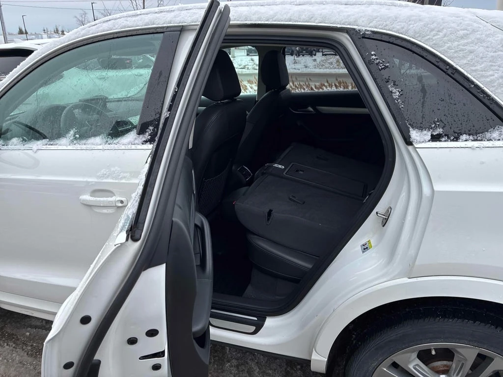 Audi Q3 * Progressiv * CARFAX * KEYLESS * ����� ������  | Mobile.bg � ����������� 14