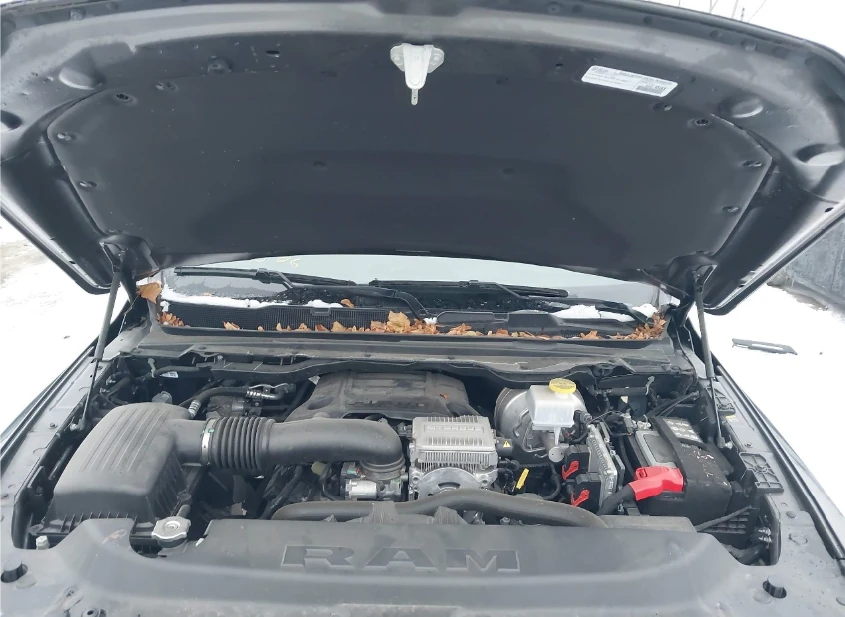 Dodge RAM 1500 LARAMIE  - изображение 10