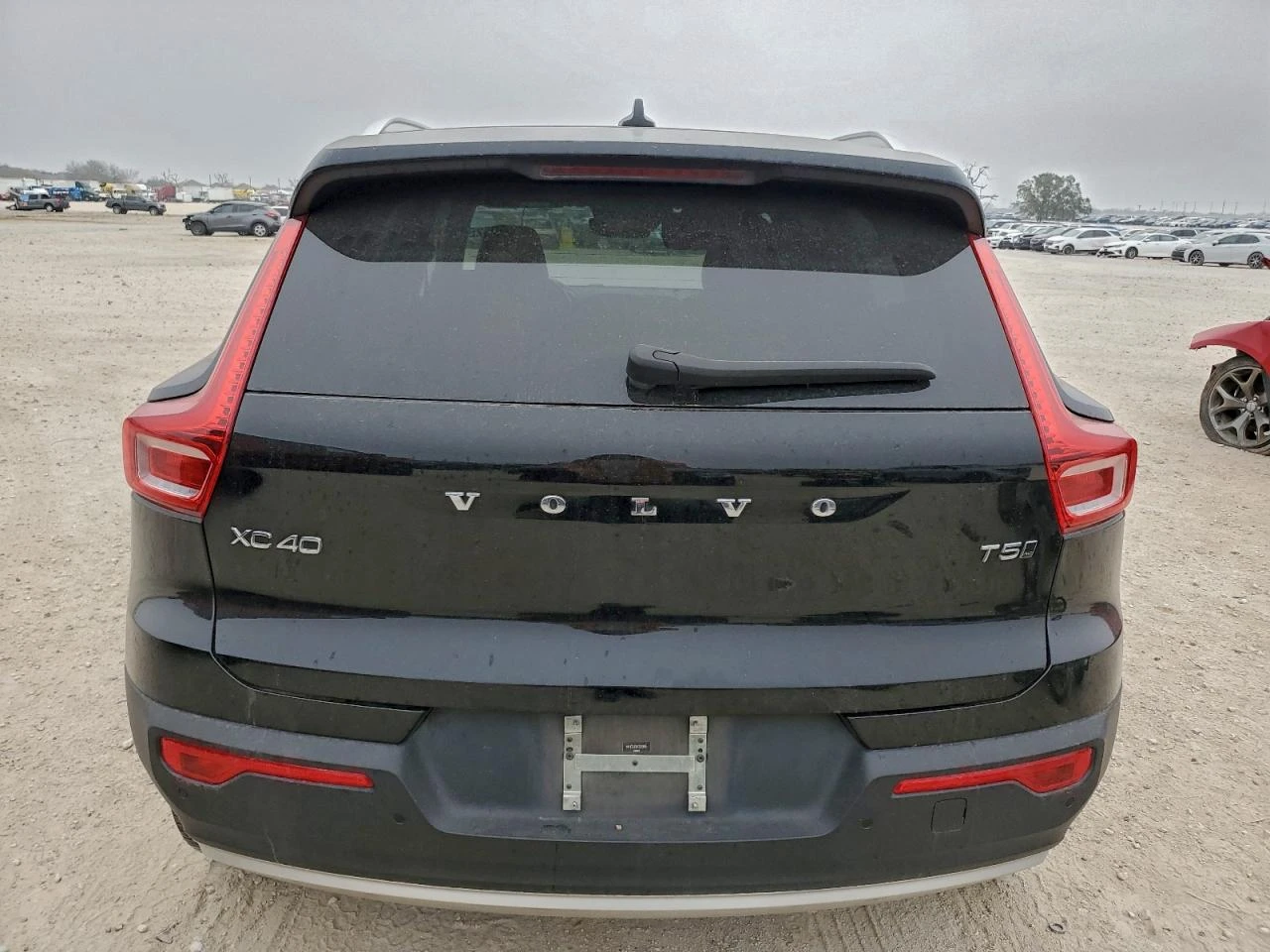 Volvo XC40 T5 Momentum - изображение 6