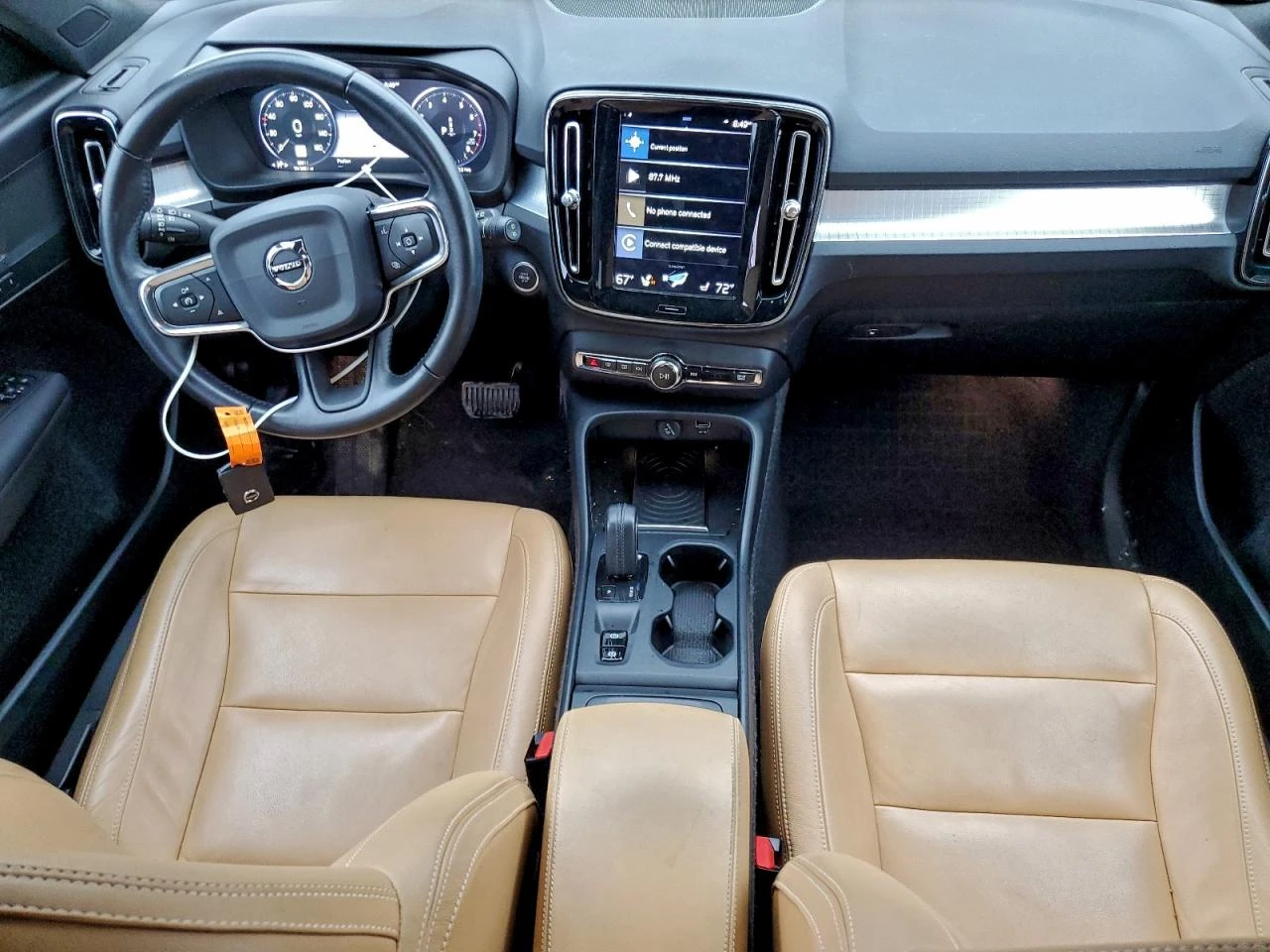 Volvo XC40 T5 Momentum - изображение 8