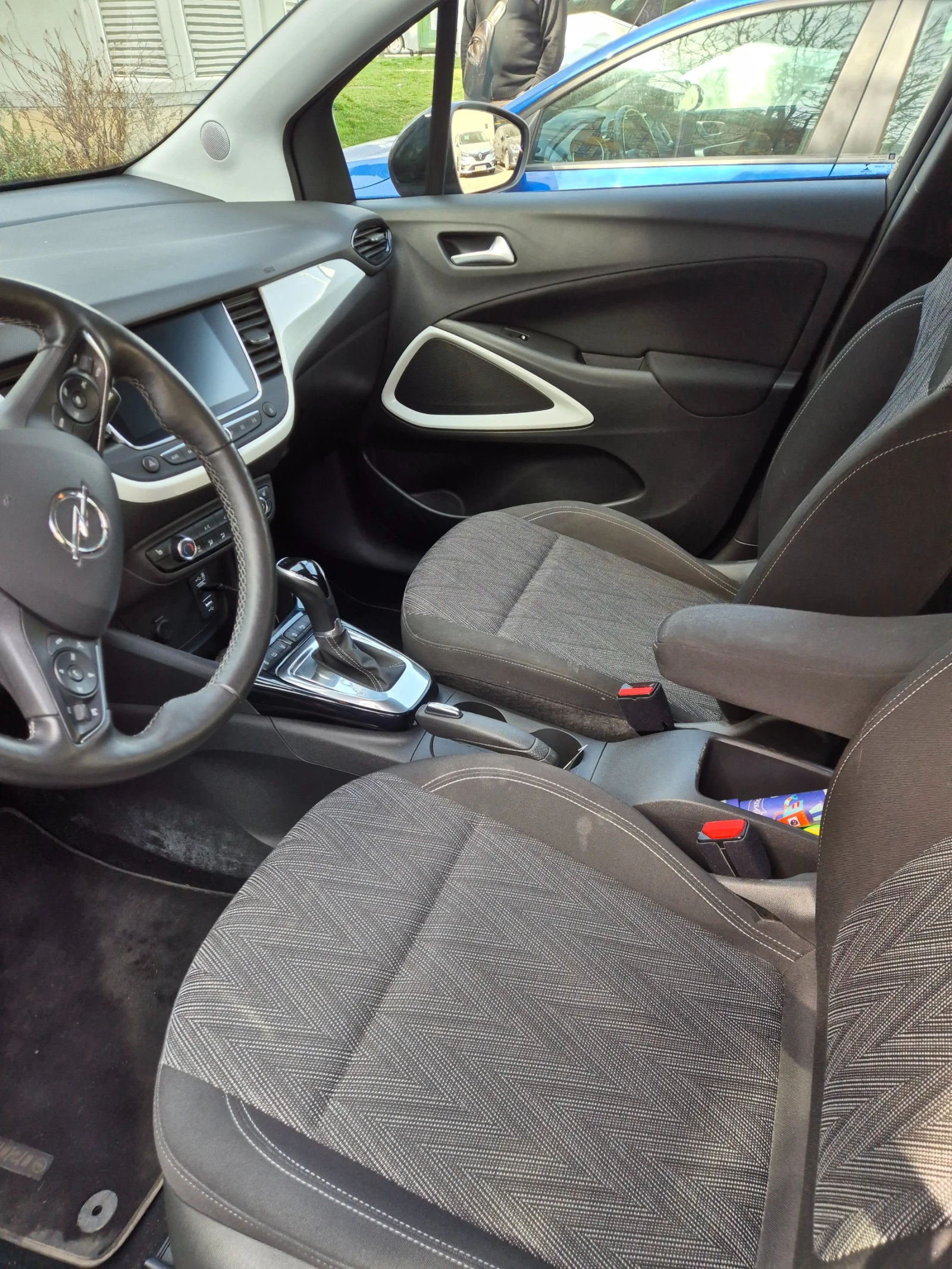 Opel Crossland X, снимка 8 - Автомобили и джипове - 53509129