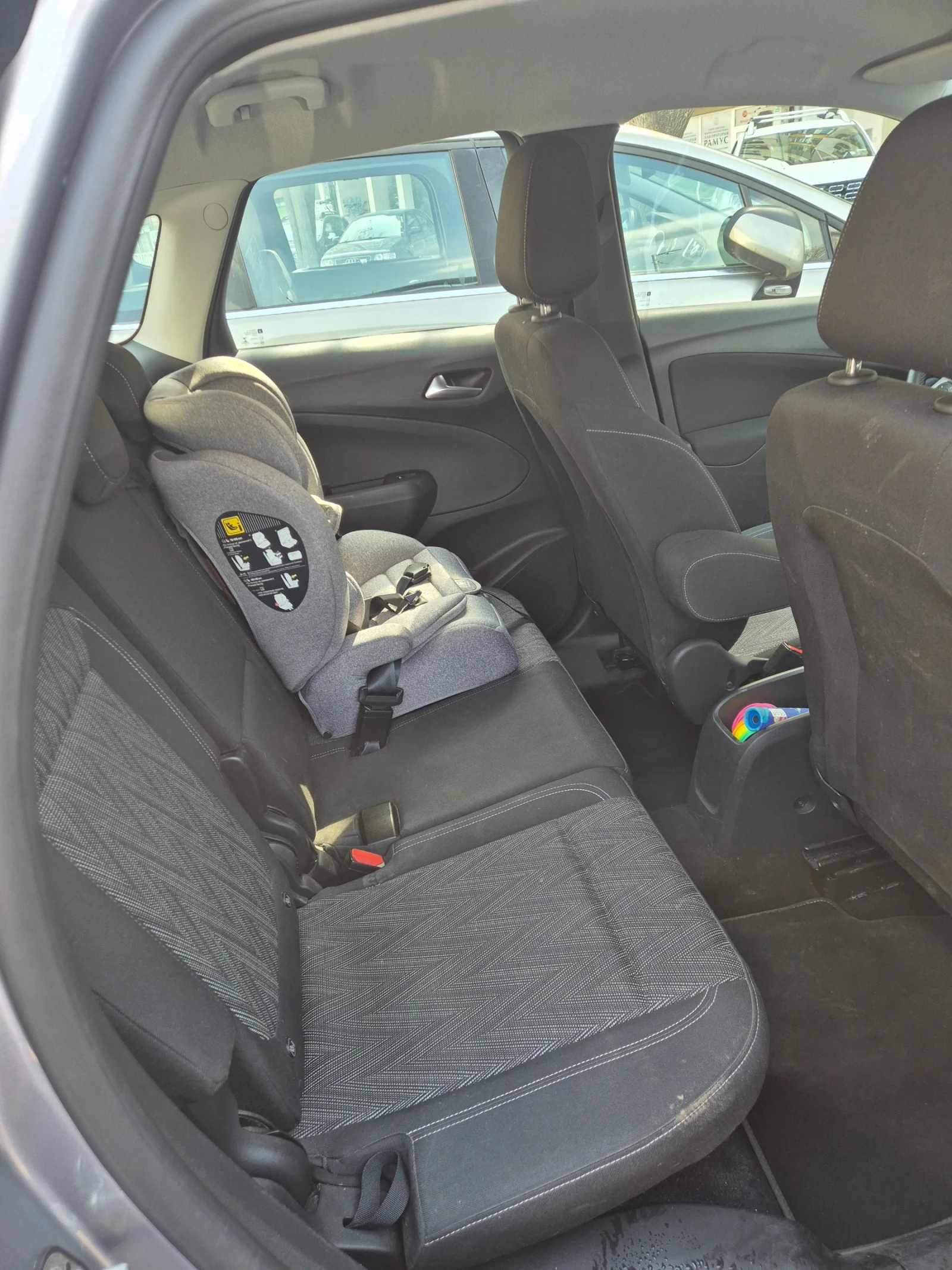 Opel Crossland X, снимка 10 - Автомобили и джипове - 53509129