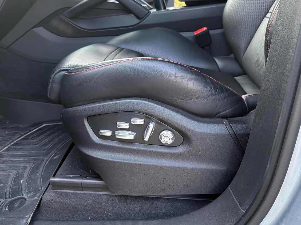 Porsche Cayenne * GTS * CARFAX * ОПЦИЯ ЗА ФИНАНСИРАНЕ , снимка 15 - Автомобили и джипове - 55438277