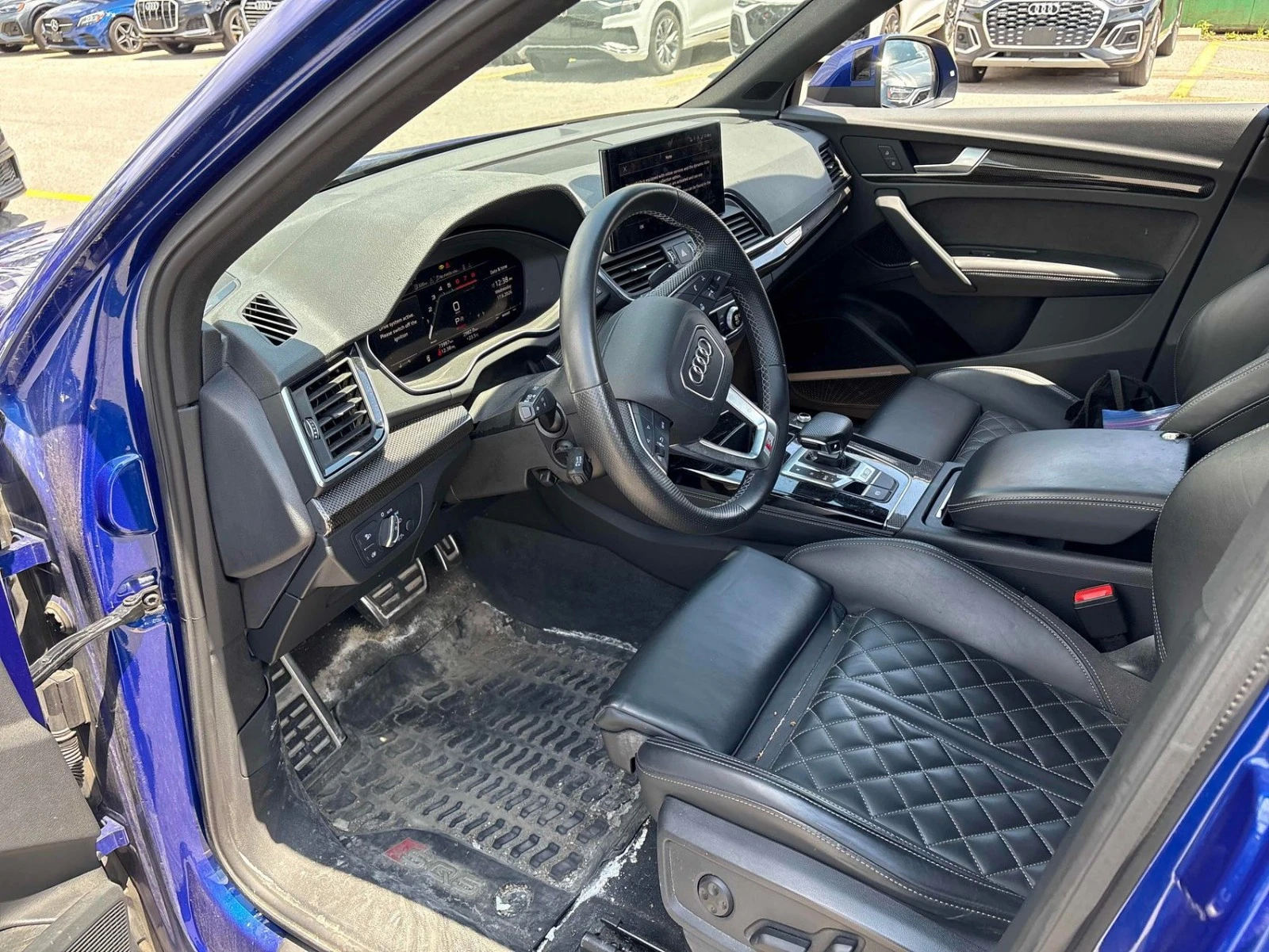Audi SQ5 360* СЛ.ЛЕНТИ* PANO* KEYLESS, снимка 7 - Автомобили и джипове - 55533036