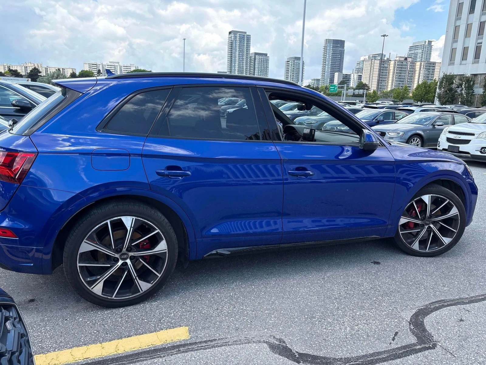 Audi SQ5 360* СЛ.ЛЕНТИ* PANO* KEYLESS, снимка 4 - Автомобили и джипове - 55533036