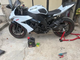 Kawasaki Zxr Zx-10r ОБСЛУЖЕН, ПЕРФЕКТЕН, снимка 2