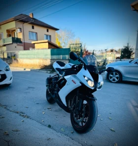 ������ Kawasaki Zxr