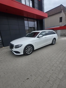 Mercedes-Benz E 220 194к.с 2020г. Топ Топ топ. , снимка 7