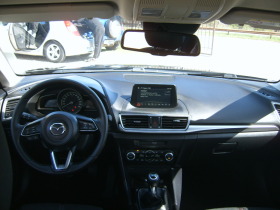 Mazda 3 1,5i   skyactiv, снимка 8 - Автомобили и джипове - 44958348
