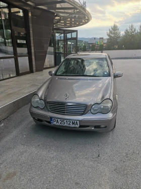 Mercedes-Benz C 200, снимка 1