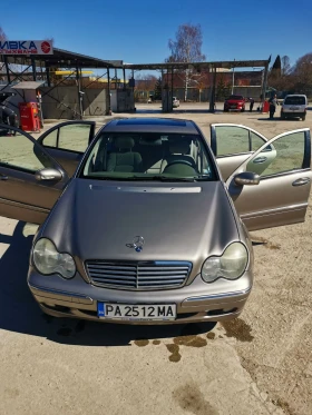 Mercedes-Benz C 200, снимка 10